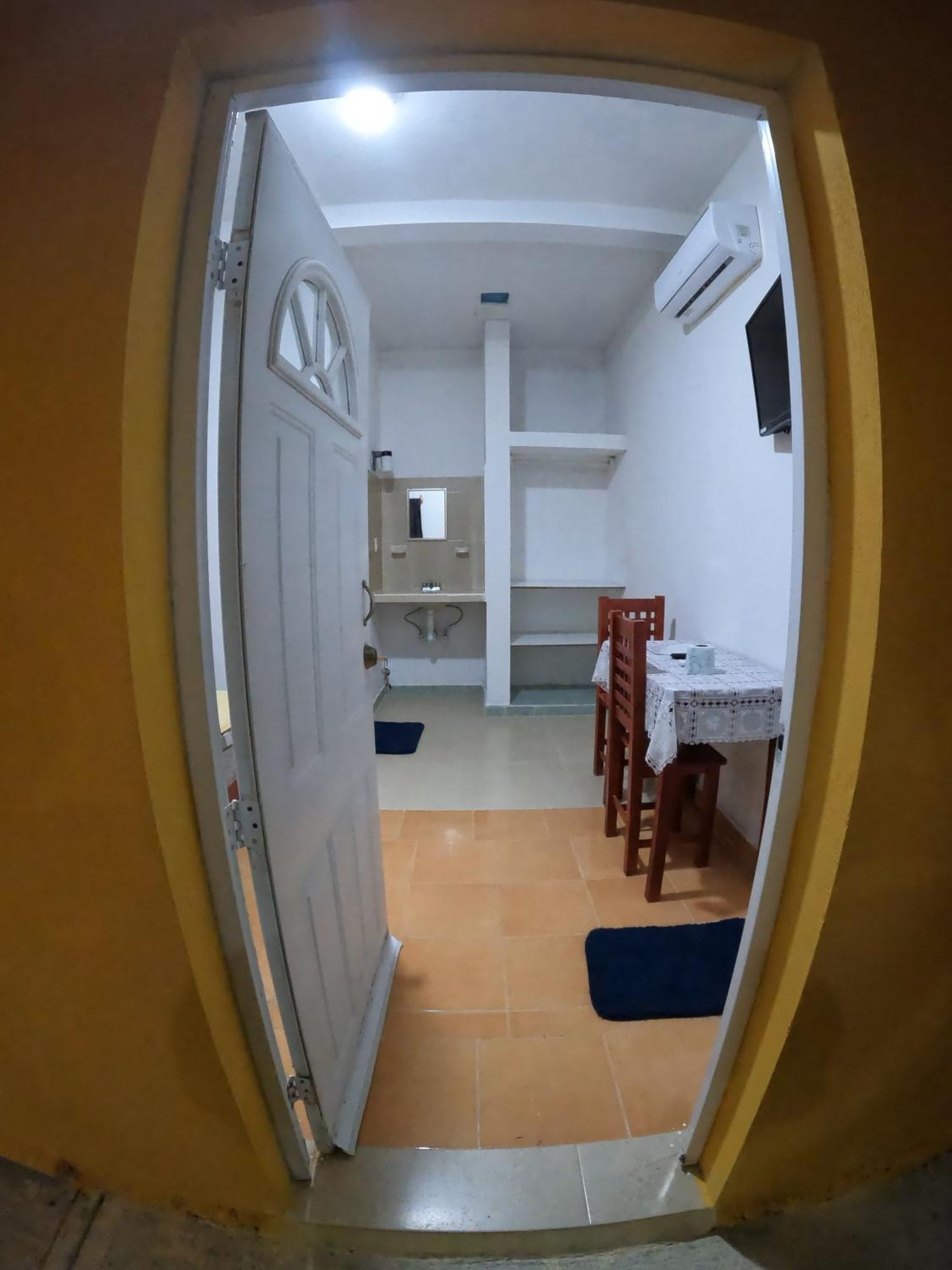 Hotel Laguna Coba Bagian luar foto