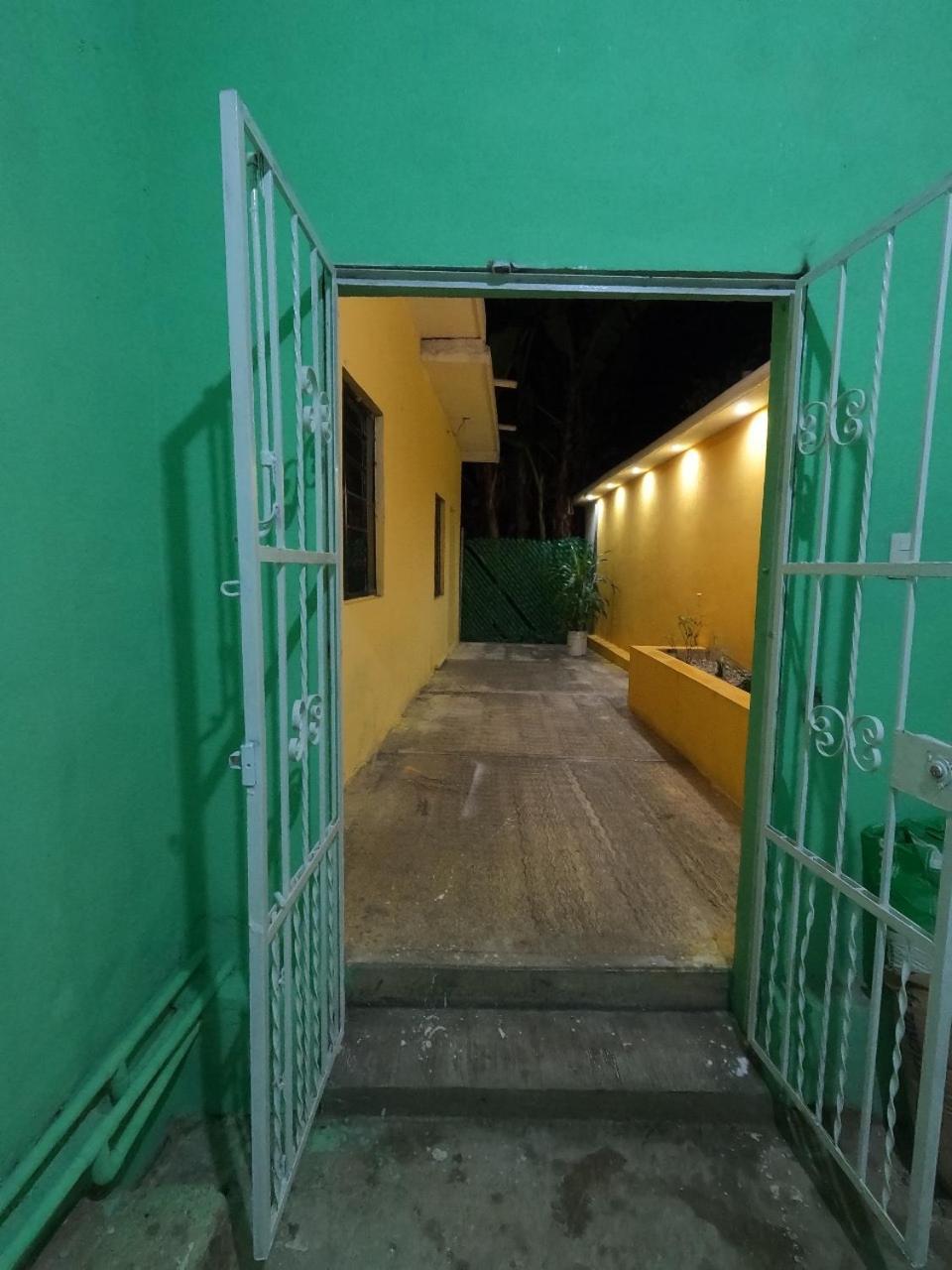 Hotel Laguna Coba Bagian luar foto